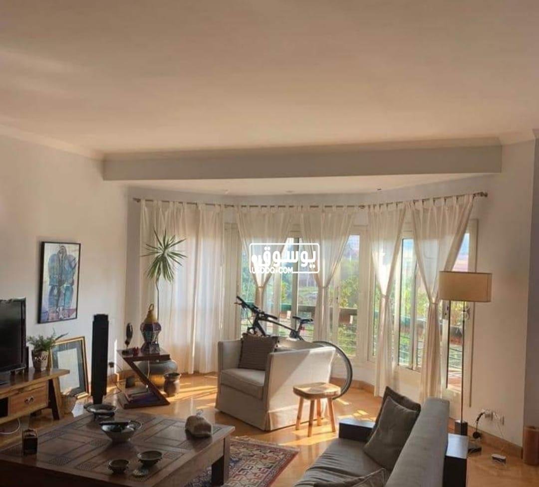 للبيع شقة بالقاهرة – الدقى