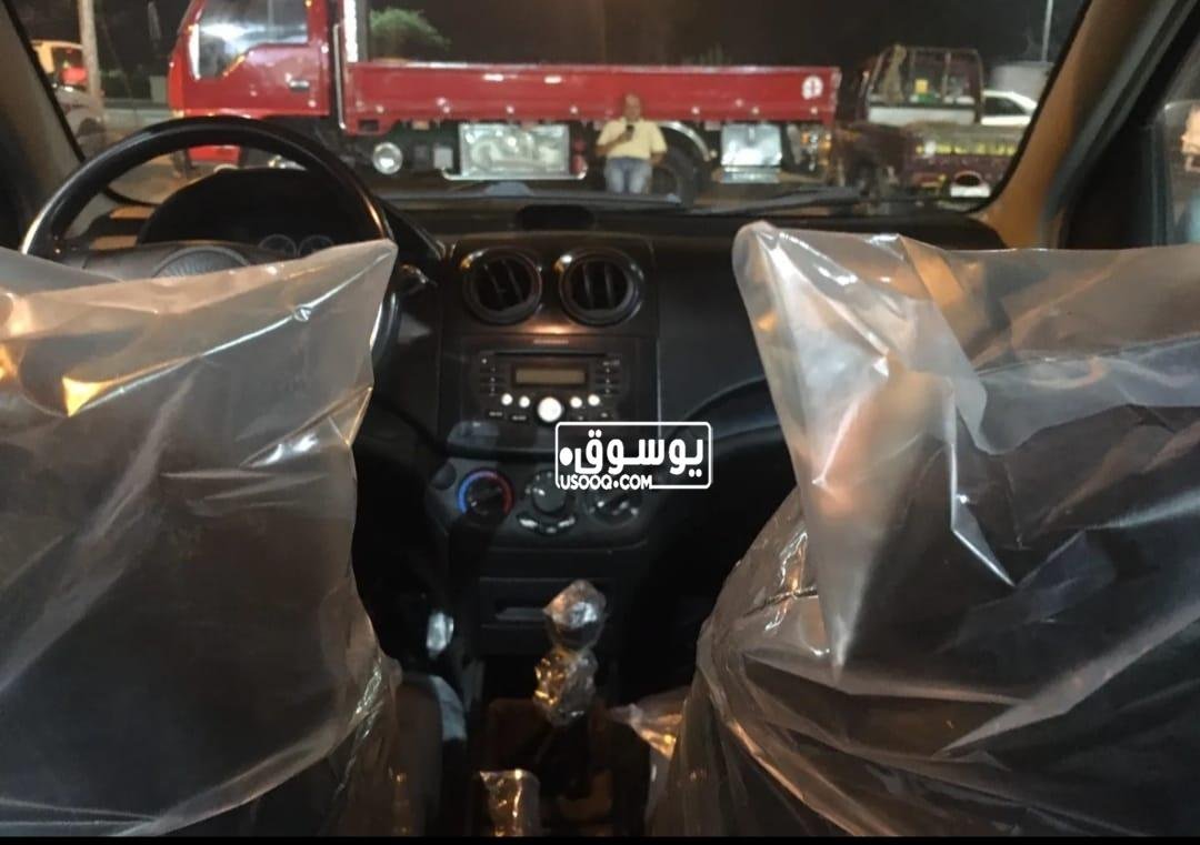 للبيع سيارة شيفرولية افيو