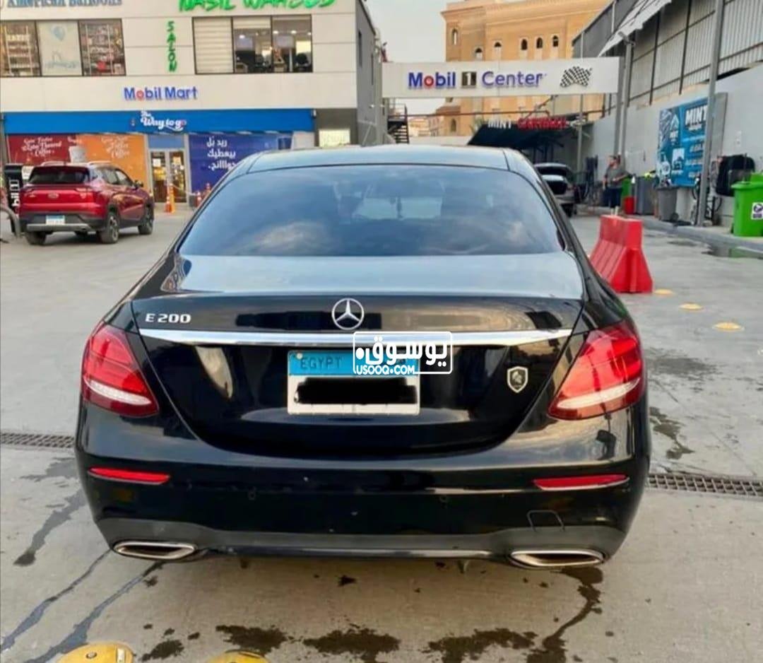سيارة مرسيدس E200 لقطة للبيع