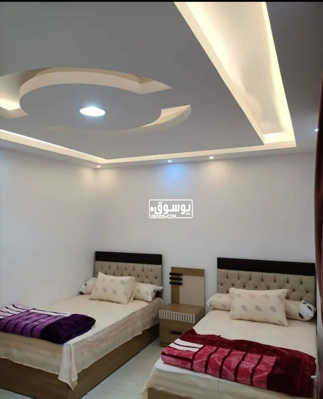 شقة للايجار مساحة كيبرة وتشطيب عالى