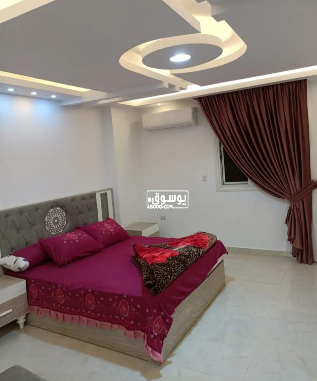 شقة للايجار مساحة كيبرة وتشطيب عالى