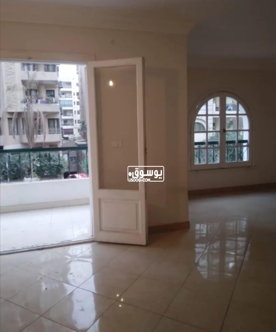 شقة تشطيب سوبر لوكس فى شيراتون