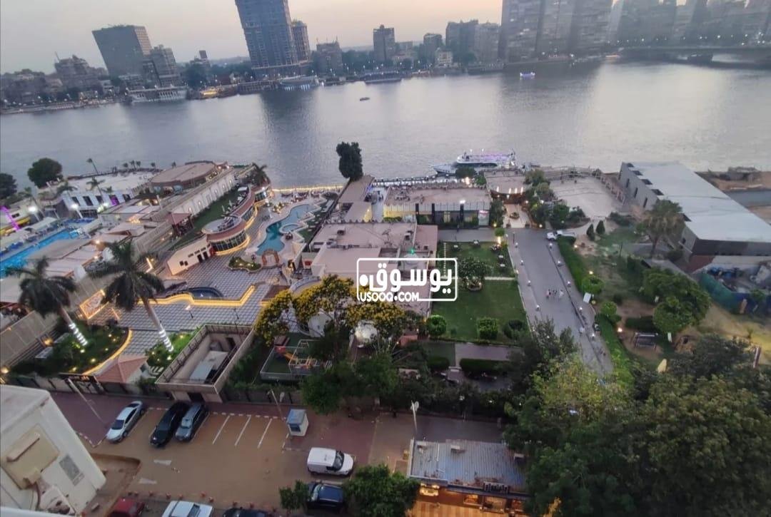 للايجار شقة في المنيل تطل على النيل للايجار