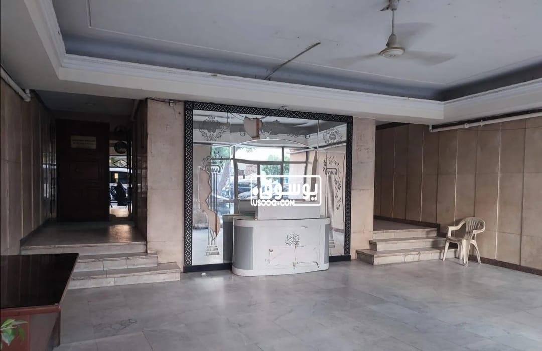 للايجار شقة في المنيل تطل على النيل للايجار