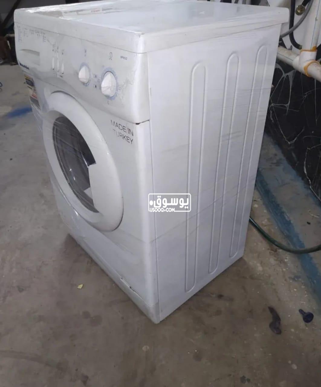 للبيع غسالة White point استعمال خفيف
