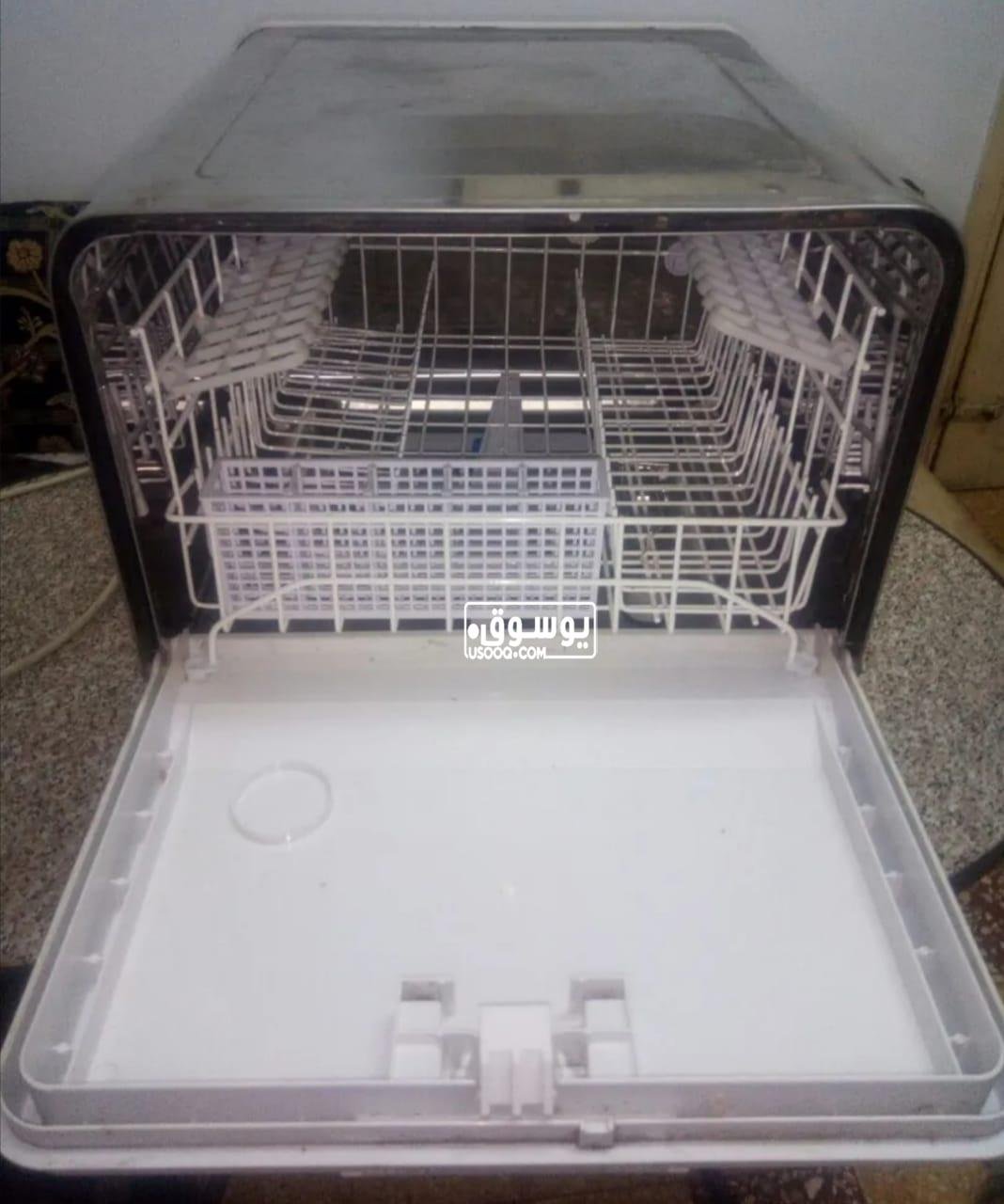 فرصة غسالة اطباق للبيع بسعر مجزى