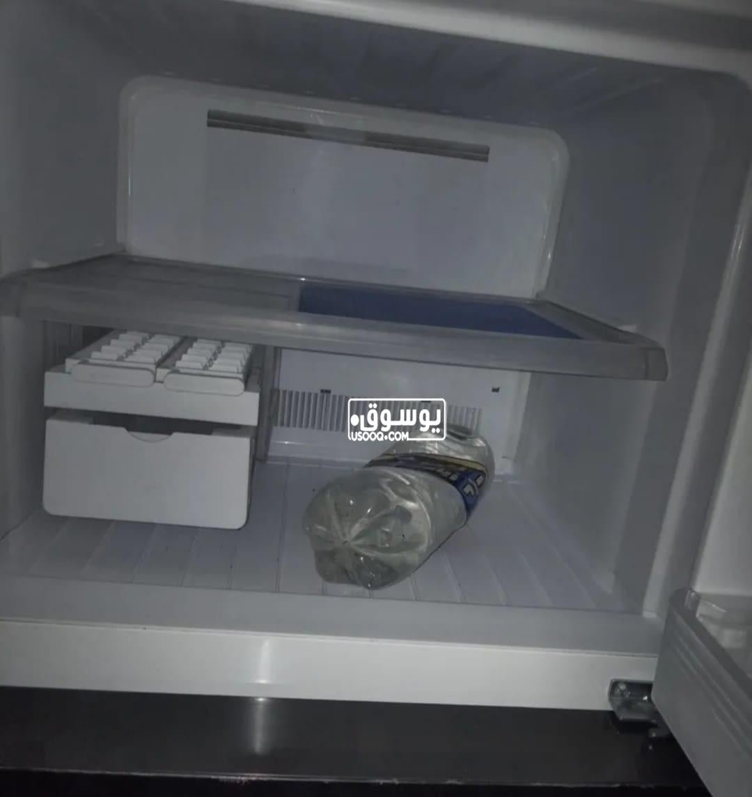 تلاجة SHARP للبيع