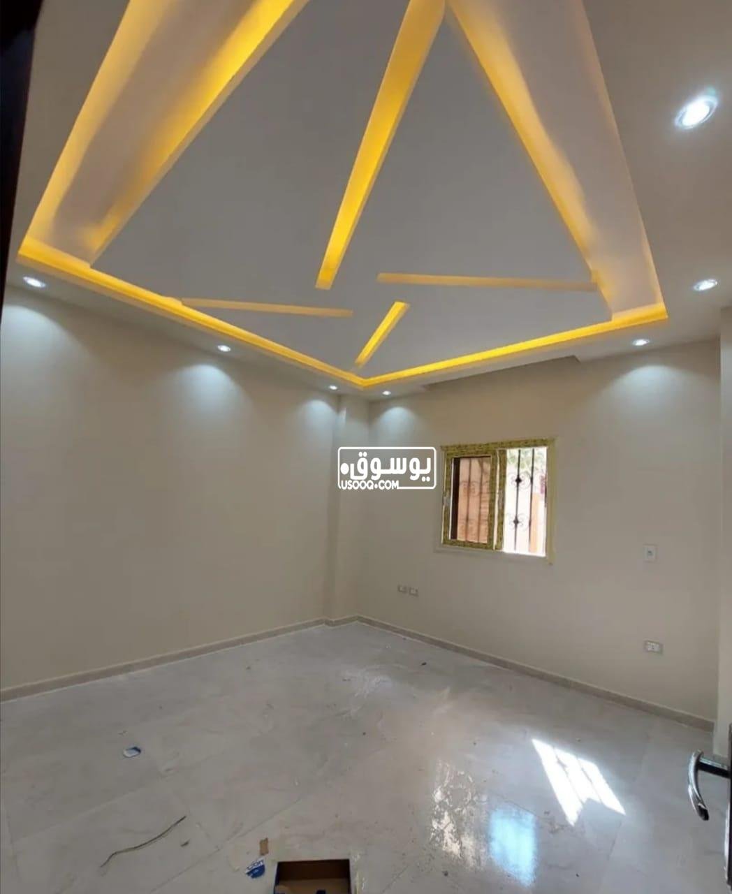 شقة للبيع دور ارضى بجنينة