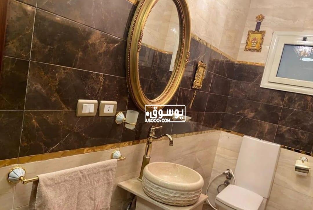 شقة للبيع بحى راقى ب 6 اكتوبر