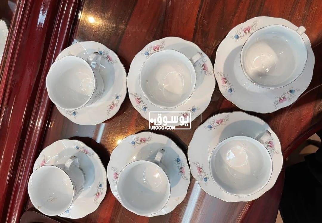 للبيع طقمين شاى و قهوة شيك