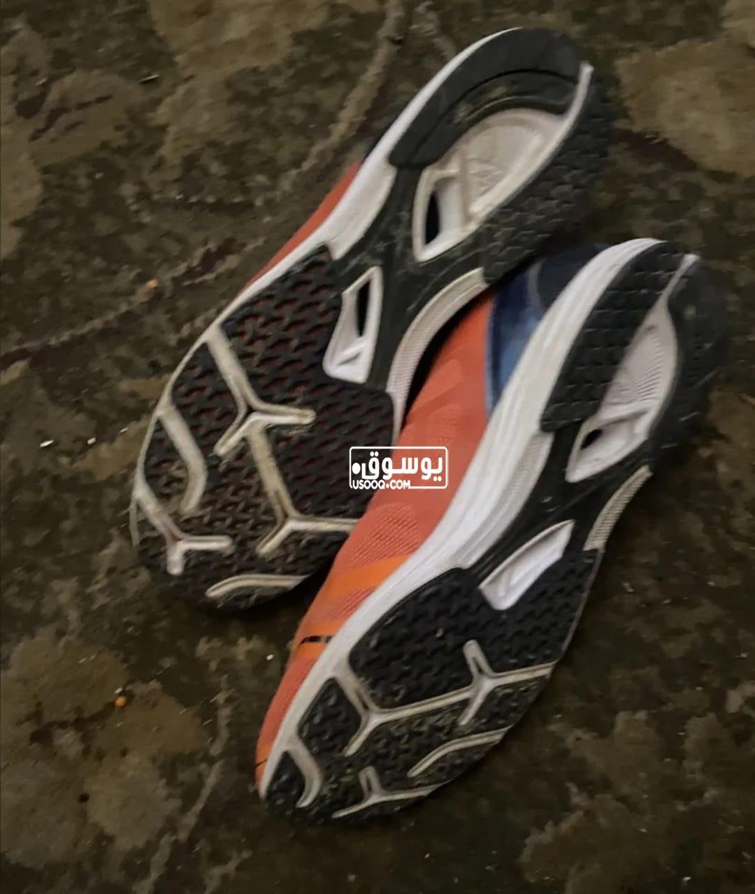 كوتشى رياضى رجالى للبيع