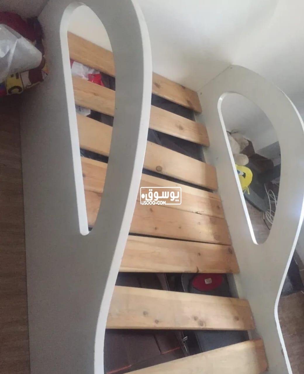 للبيع سرير طفل