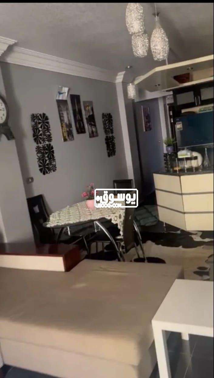 شقة للبيع بالفرش