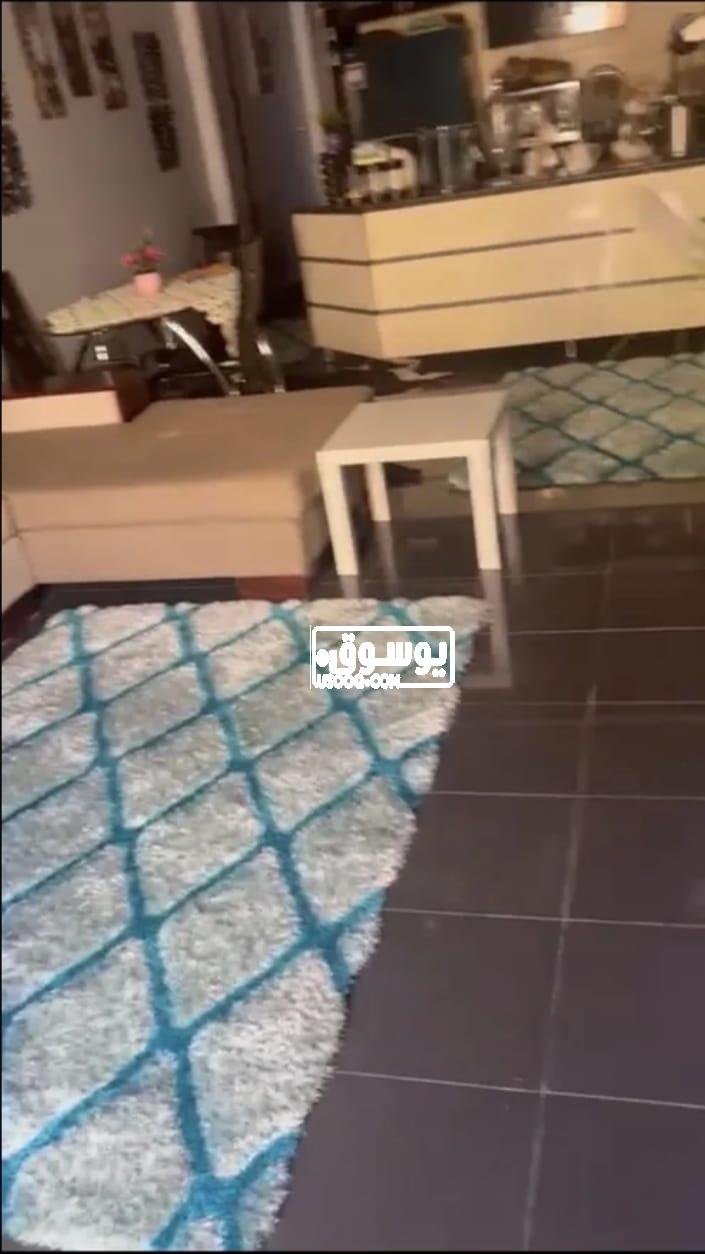 شقة للبيع بالفرش