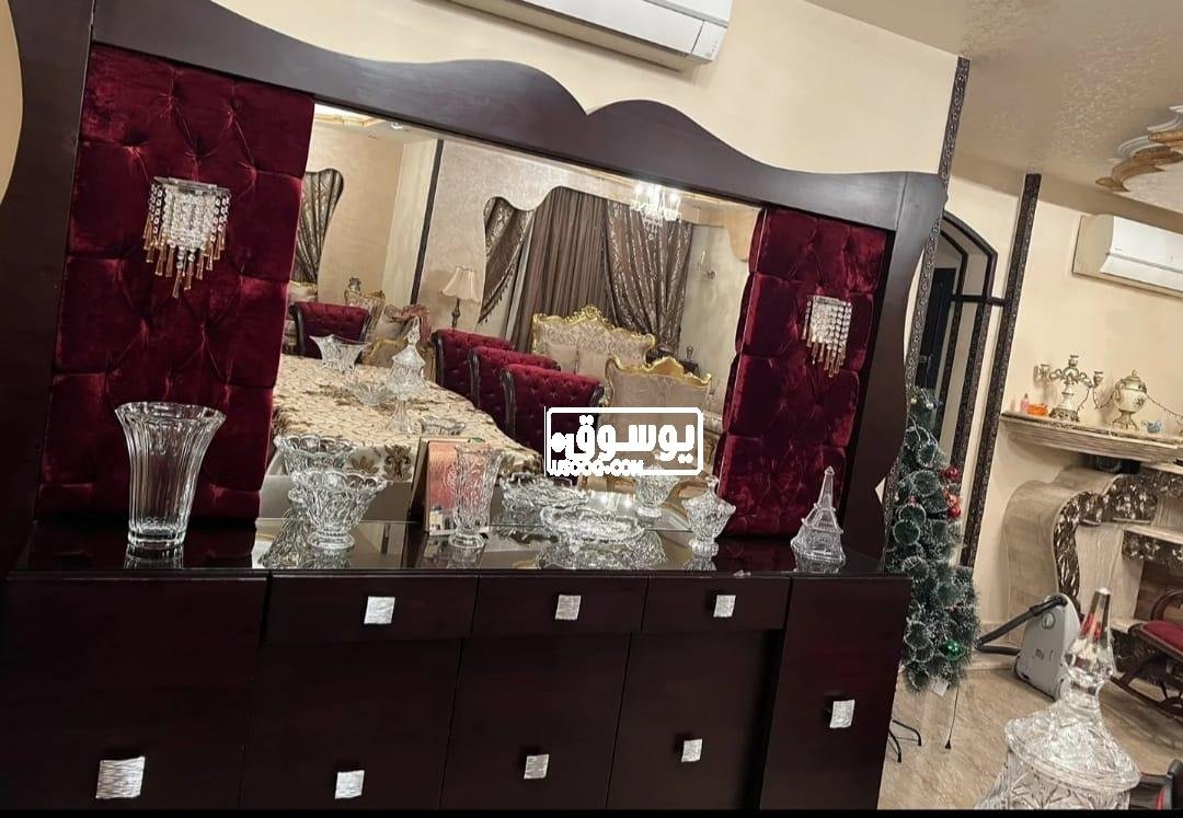 لعشاق الفخامة والاختلاف سفرة للبيع فى 6 اكتوبر