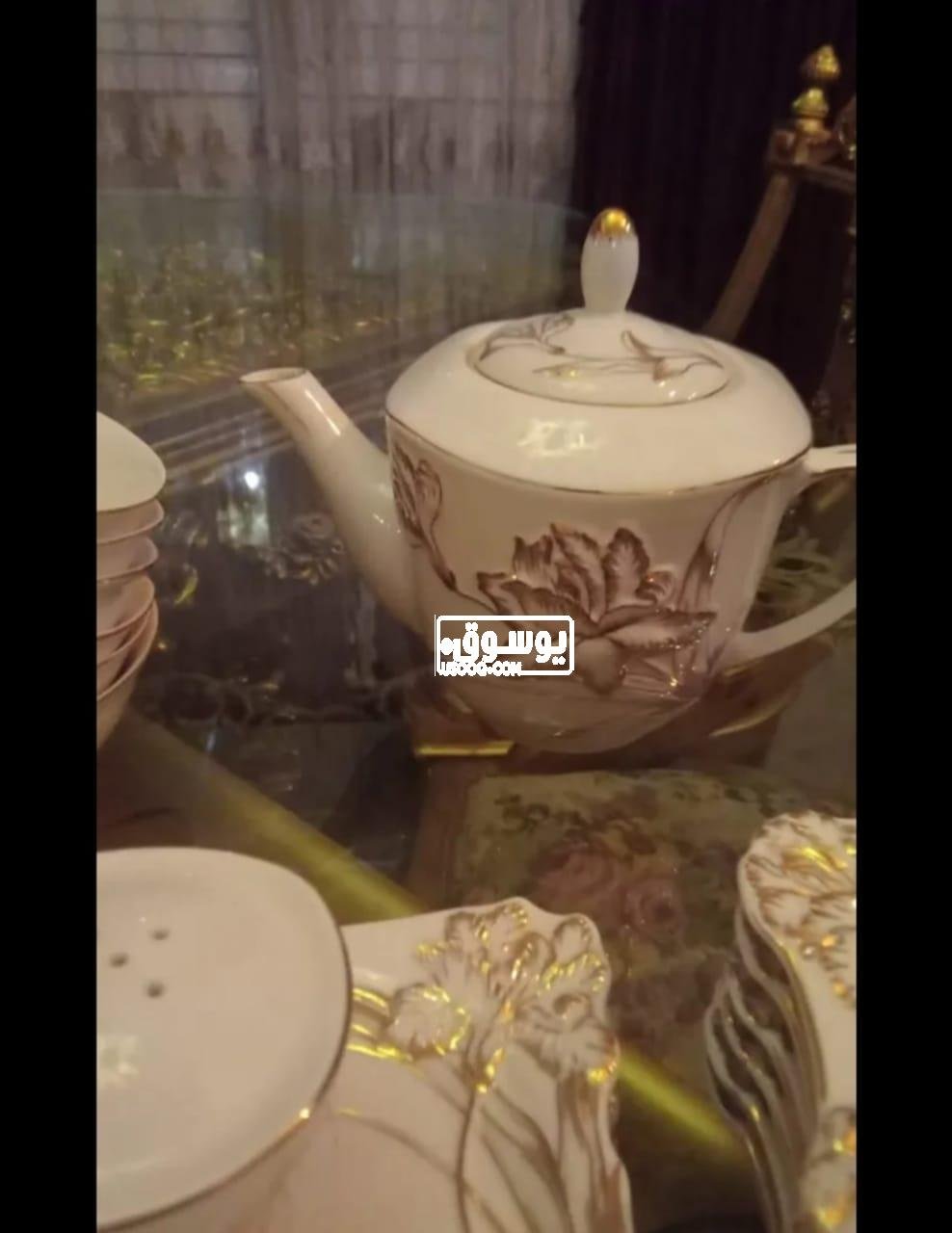 للبيع طقم صينى وارد من الامارات فى مدينة نصر