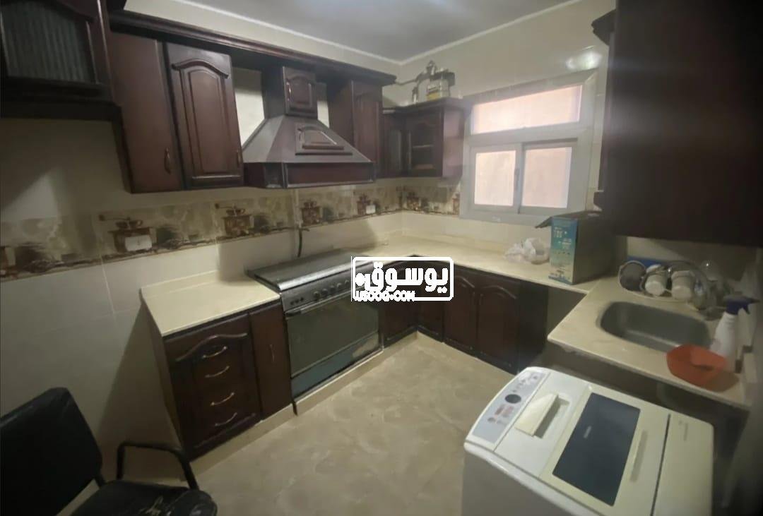 للايجار شقة بموقع متميز فى المهندسين