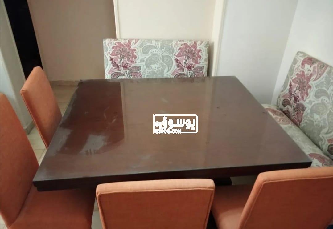 سفرة كبيرة شيك مختلفة للبيع فى المعادى بالقاهرة