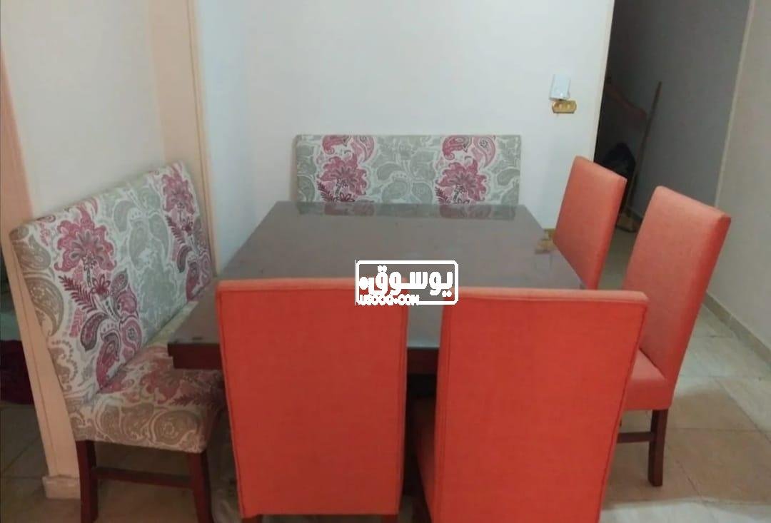 سفرة كبيرة شيك مختلفة للبيع فى المعادى بالقاهرة