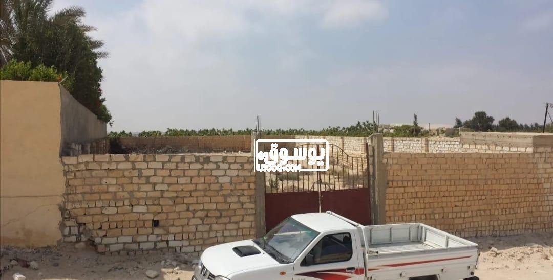 للبيع ارض على طرق الساحل