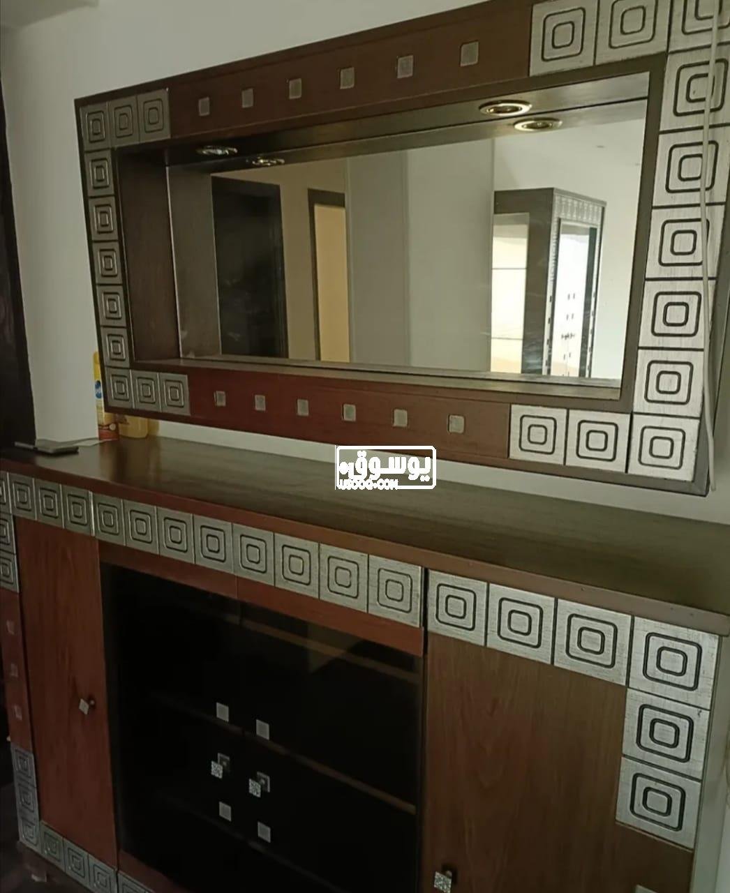 اوضة سفرة كاملة لم تستخدم فى حدايق الاهرام