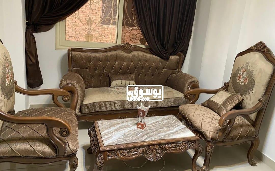 للبيع صالون استخدام خفيف شهرين فى 6 اكتوبر