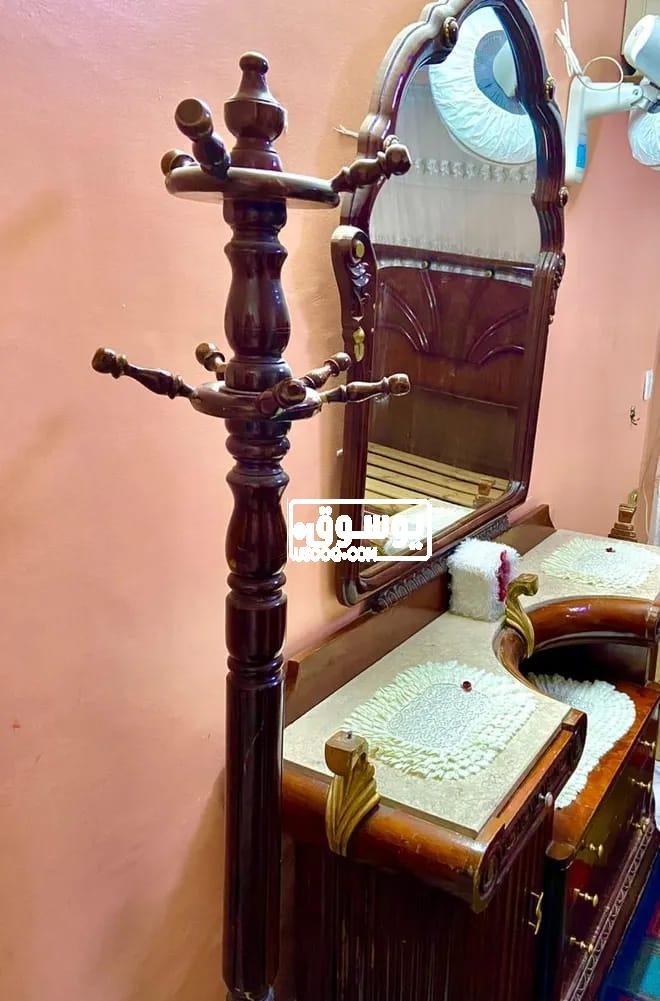 اوضة نوم للبيع كاملة مستعملة فى عزبة النخل بالقاهرة