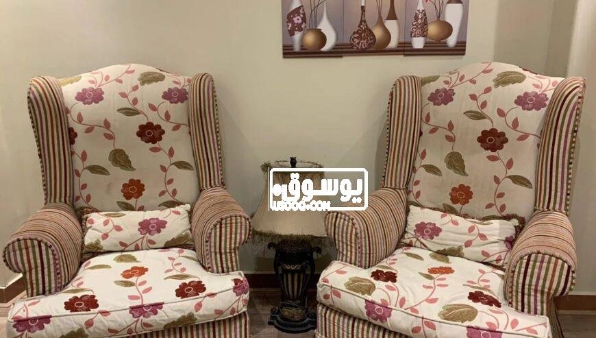 كرسيين للبيع مستعملين فى حدايق الاهرام بالقاهرة