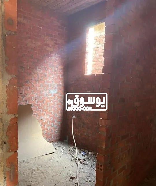 شقة للبيع طوب احمر فى حدايق القبة بالقاهرة