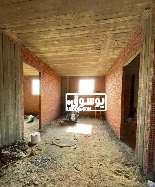 شقة للبيع طوب احمر فى حدايق القبة بالقاهرة