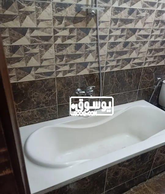 شقة للبيع فى موقع حيوى فى الشيخ زايد بالجيزة