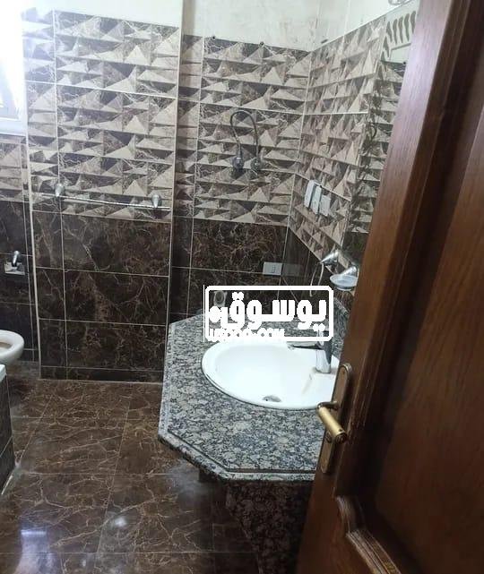 شقة للبيع فى موقع حيوى فى الشيخ زايد بالجيزة