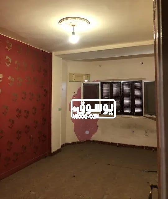 شقة للبيع متشطبة فى شارع 306 الرئيسى فى البساتين