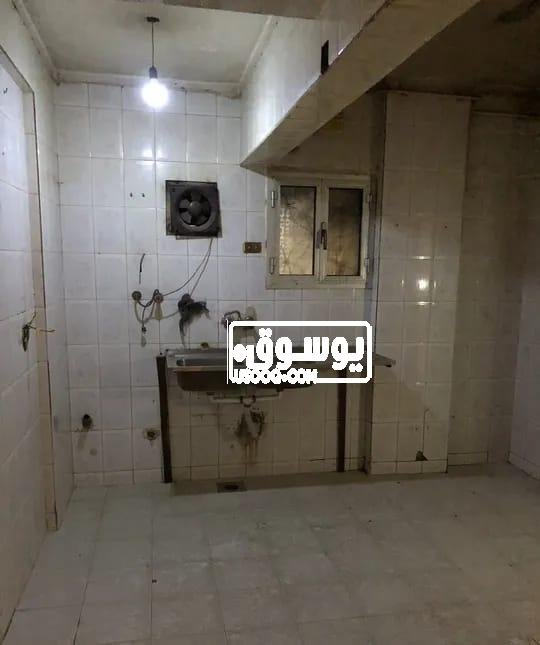 شقة للبيع متشطبة فى شارع 306 الرئيسى فى البساتين