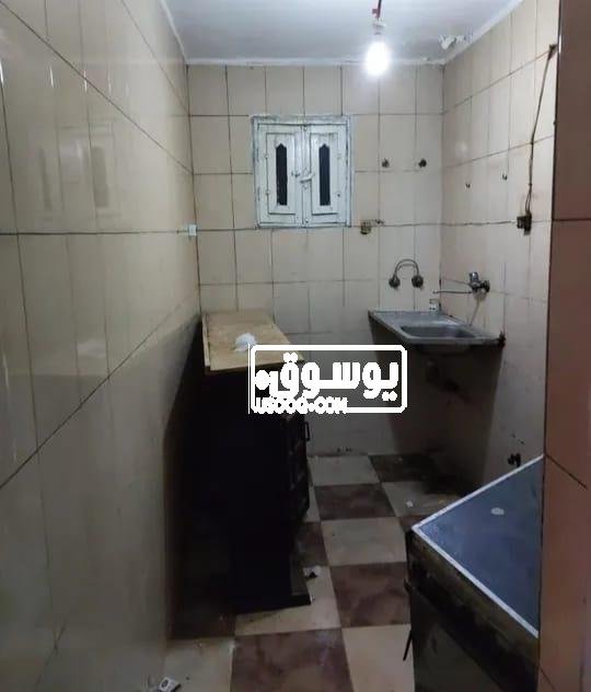 شقة للبيع تشطيب لوكس دور اول بلكونة فى عين شمس