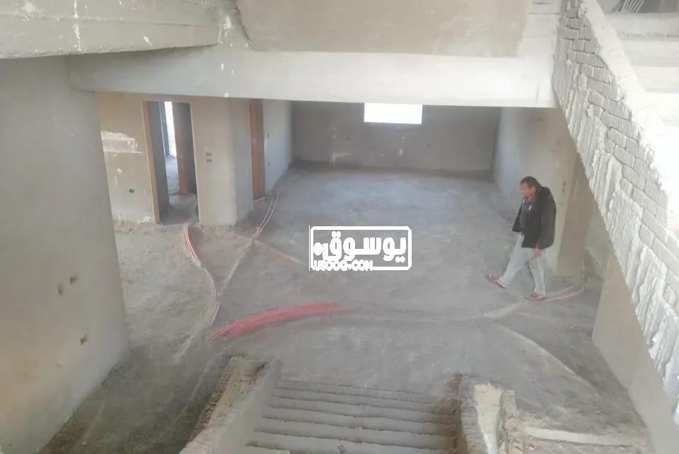 فيلا للبيع على المحارة فى 6 اكتوبر