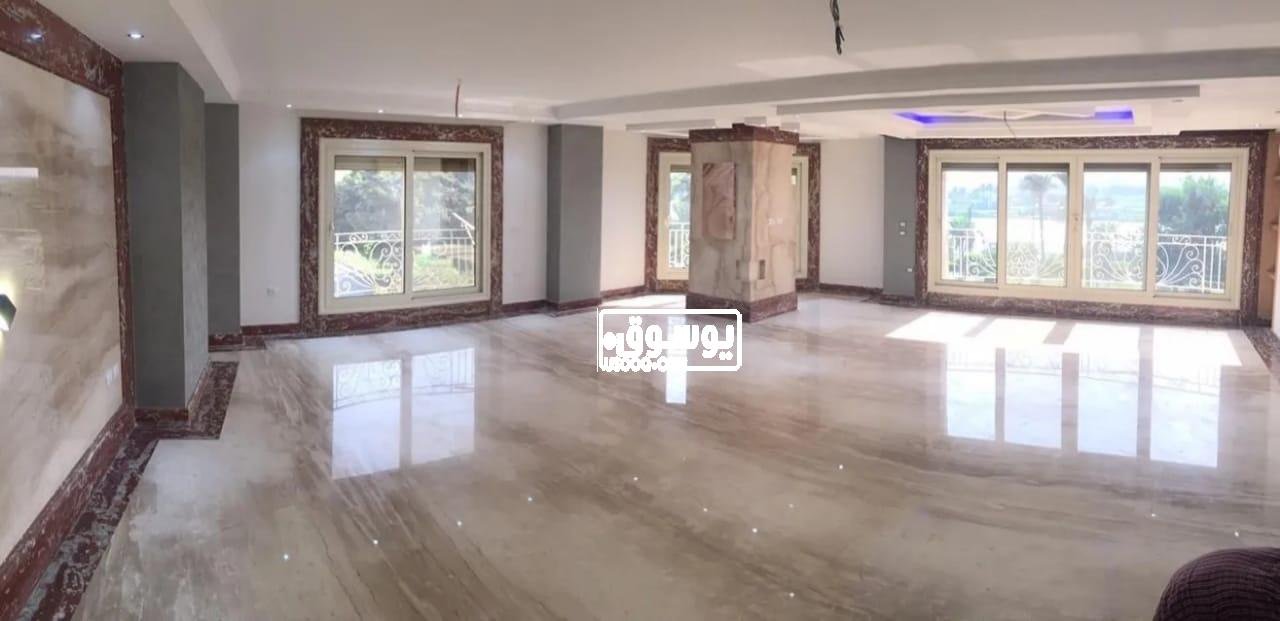 شقة للبيع فيو متميز تطل على النيل فى المعادى