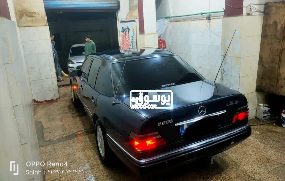 للبيع سيارة مرسيدس موديل قديم لونها اسود فى فيصل