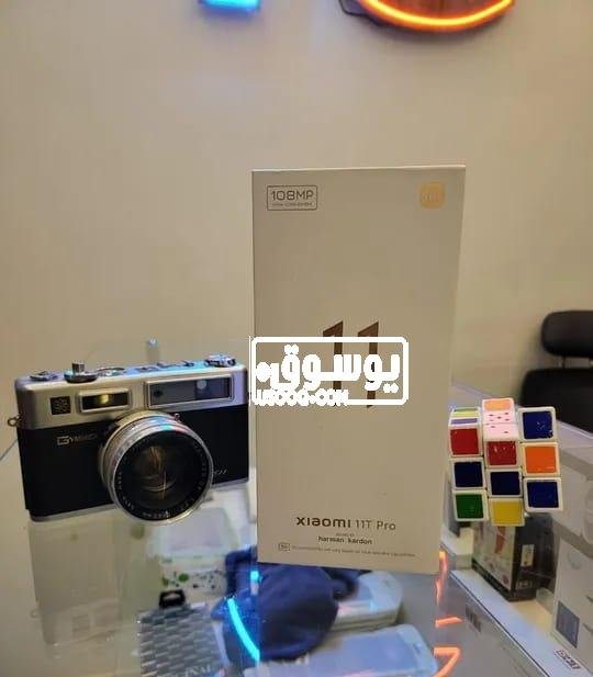 شاومى 11 برو للبيع متبرشم بعلبته فى المهندسين