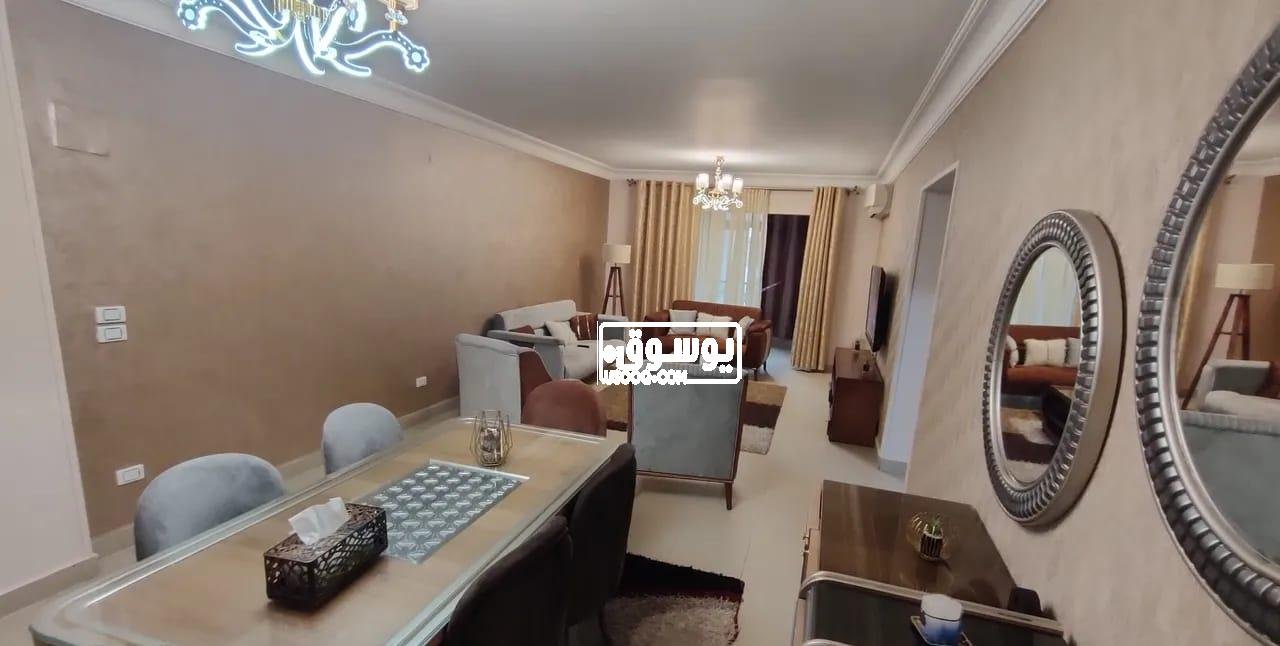 اول سكن شقة مفروشة للايجار فى مدينة نصر بالقاهرة