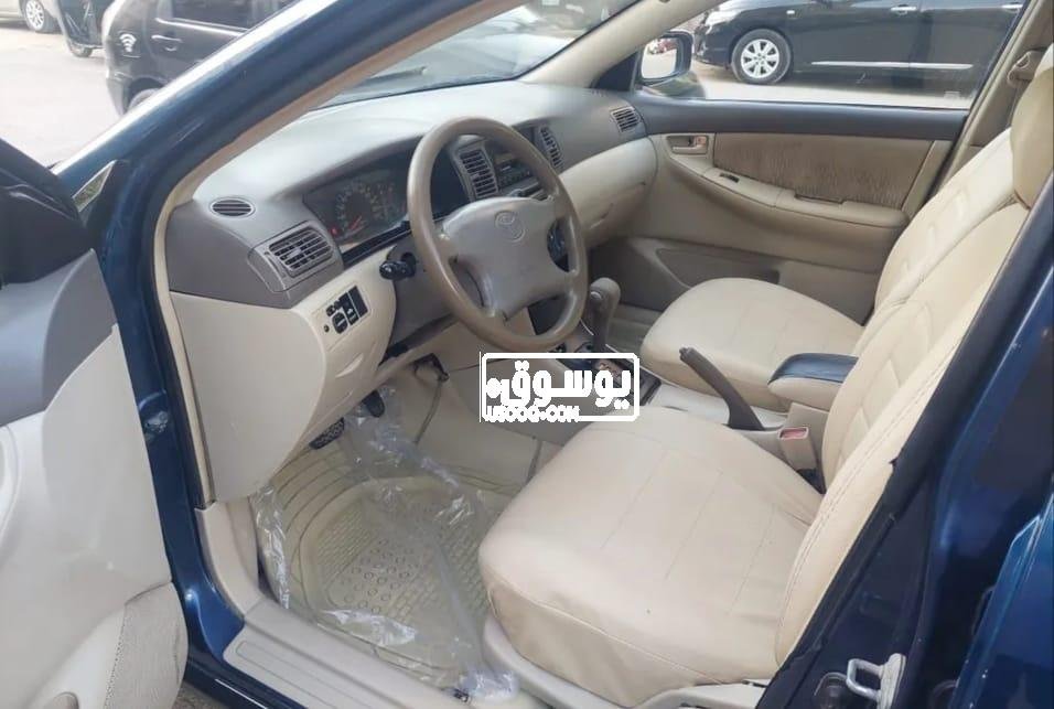 للبيع سيارة تويوتا كورولا زرقة رخصة سارية بالمعادى
