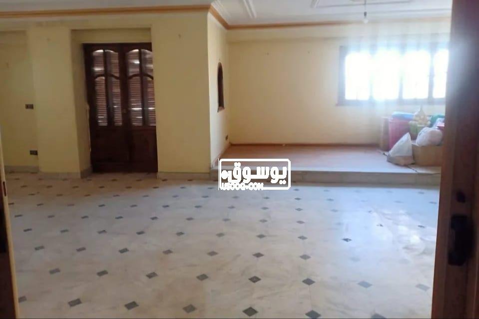 شقة خلف مصر للطيران كبيرة للايجار فى مدينة نصر