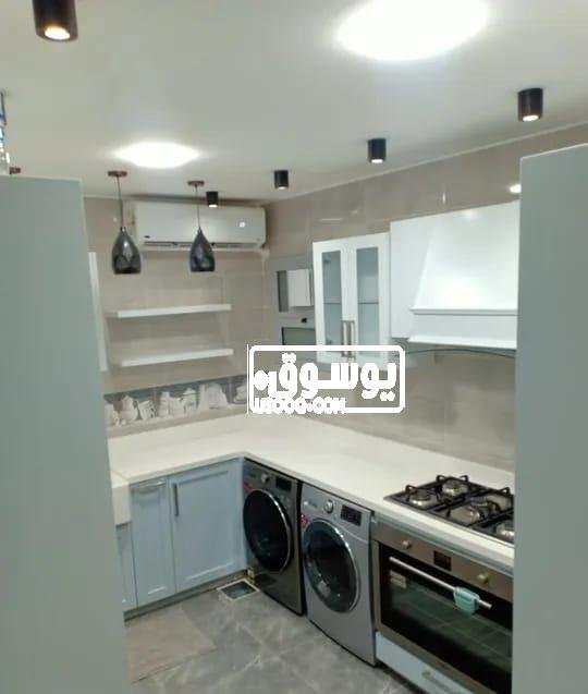 فى موقع سياحى شقة للايجار مفروشة امام الاهرامات