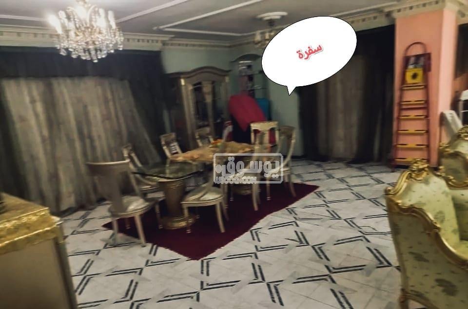 فى مدينة نصر شقة للبيع كبيرة 250 متر