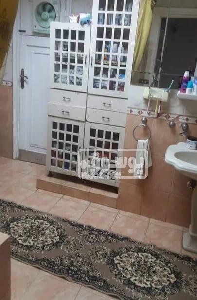 فى مدينة نصر شقة للبيع كبيرة 250 متر