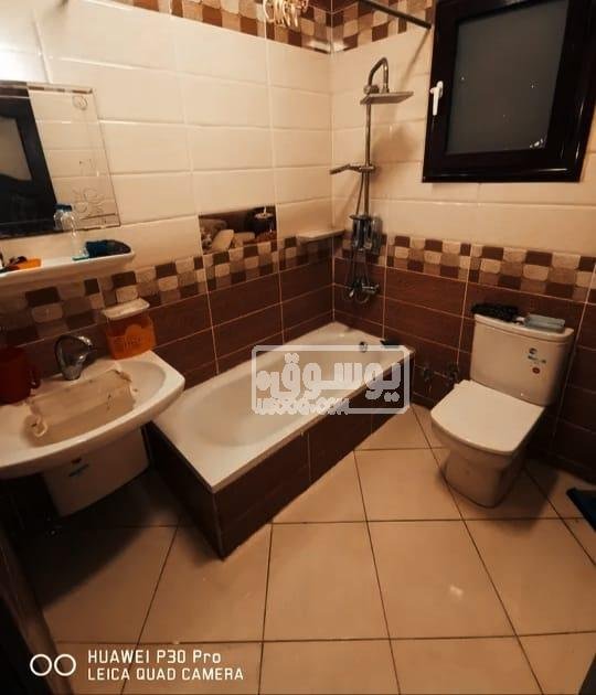 شقة للبيع تشطيب عالى قريبة من المترو للبيع فى عين شمس