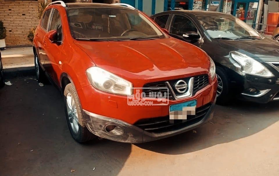 سيارة للبيع امكانيات عالية واسعة و كبيرة فى المهندسين