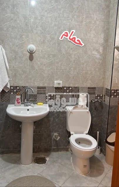 بفرش كامل مودرن شقة للايجار فى 6 اكتربر