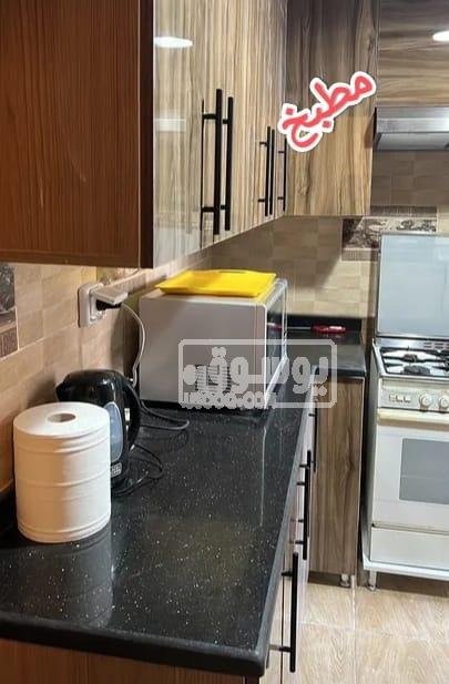 بفرش كامل مودرن شقة للايجار فى 6 اكتربر