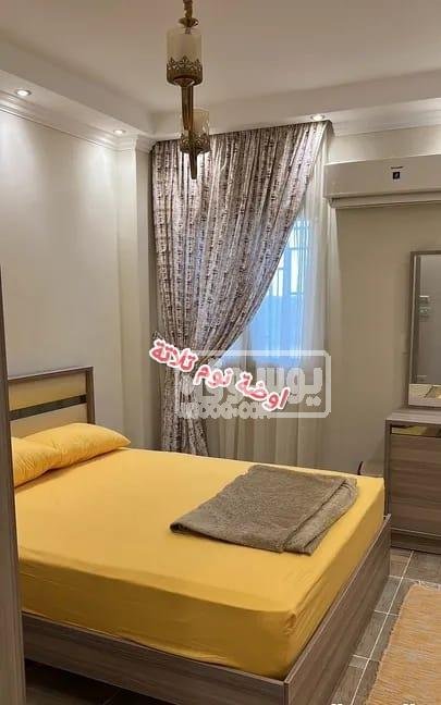 بفرش كامل مودرن شقة للايجار فى 6 اكتربر